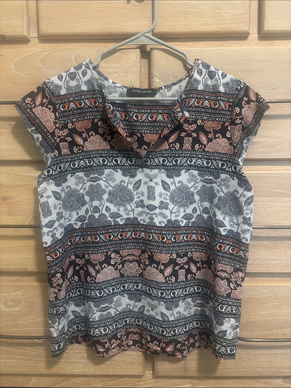 Women’s Top
